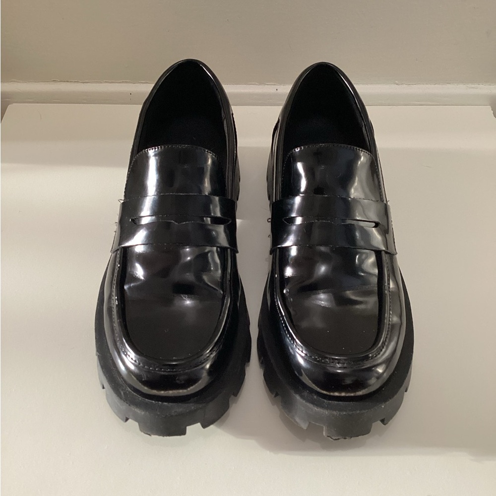 Dream Pairs Classic Black Loafers
